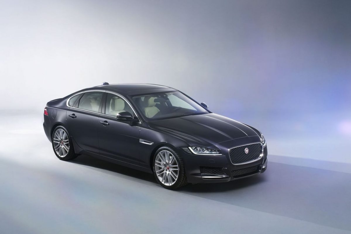JAGUAR XF