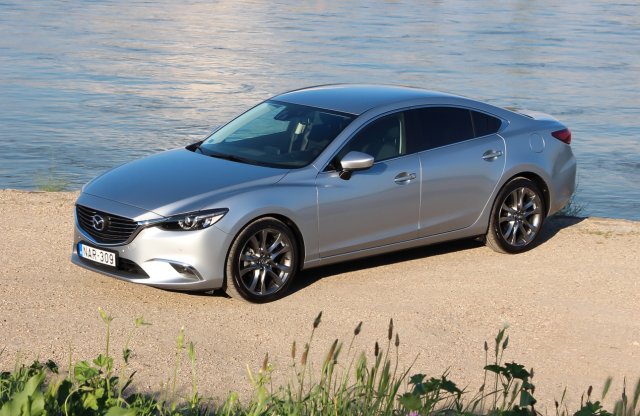 Merni kell forgatni – Mazda6 teszt