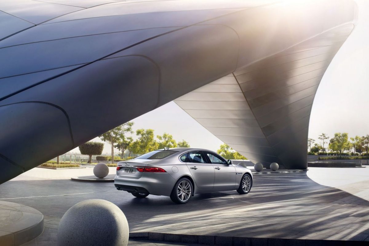 JAGUAR XF