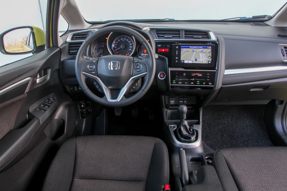 HONDA JAZZ