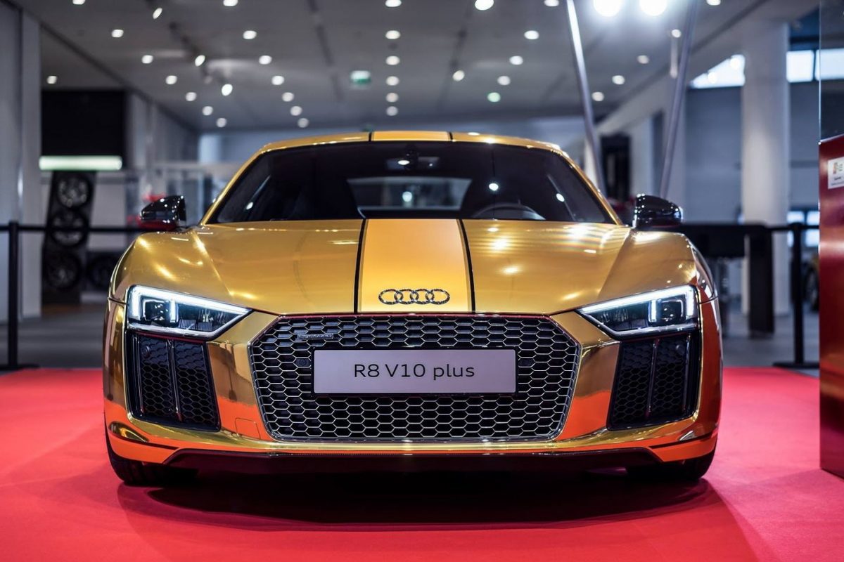 AUDI R8