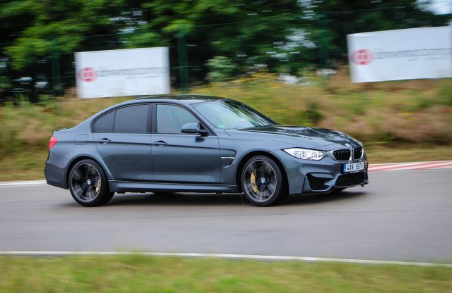 Öröm és boldogság – BMW M3 teszt