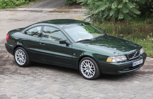 Az Angyal unokája – a Volvo C70 kupé