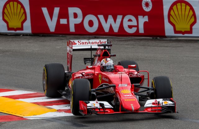 Ferrarik firkálják az aszfaltot hétvégén a Hungaroringen