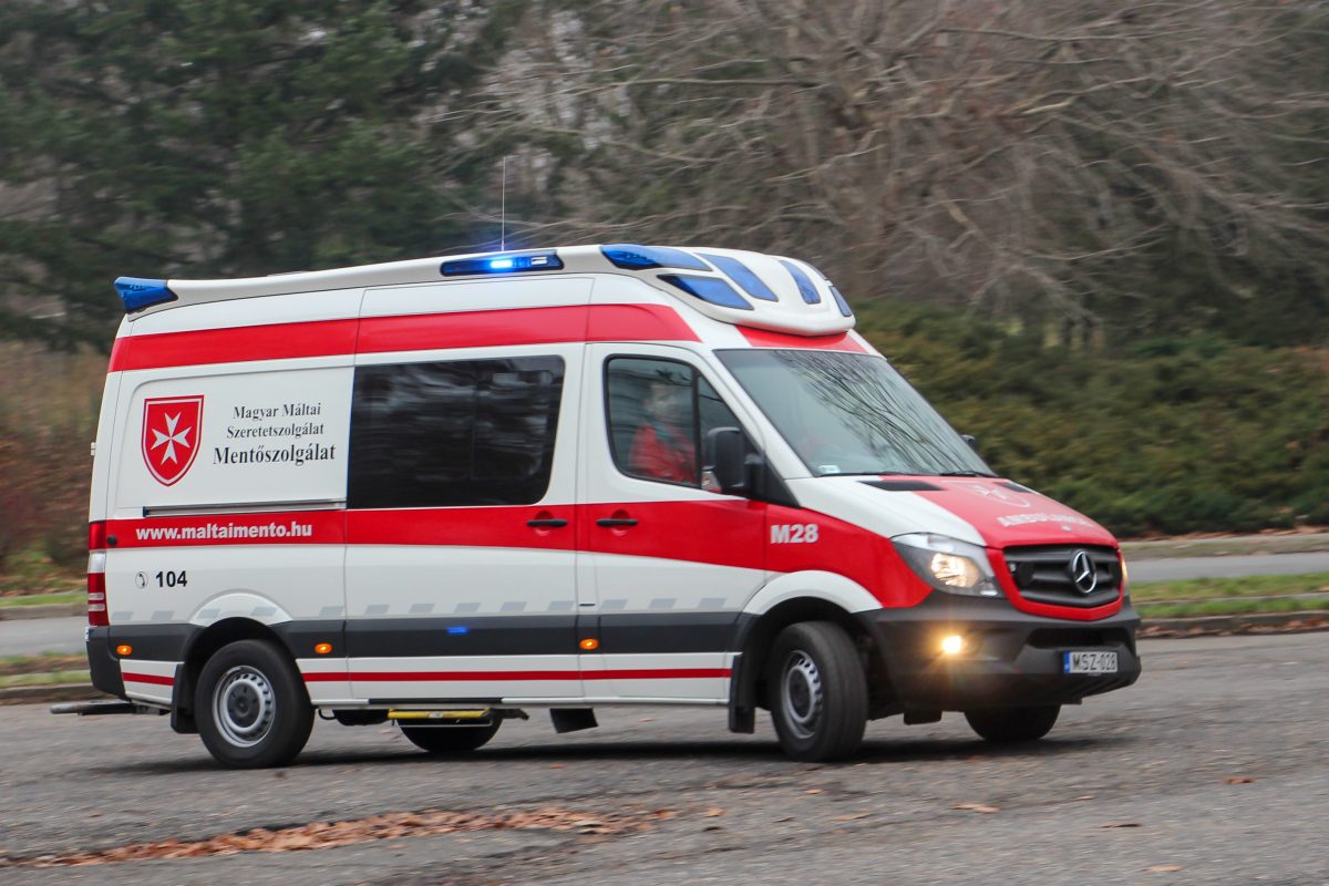 MERCEDES-BENZ SPRINTER