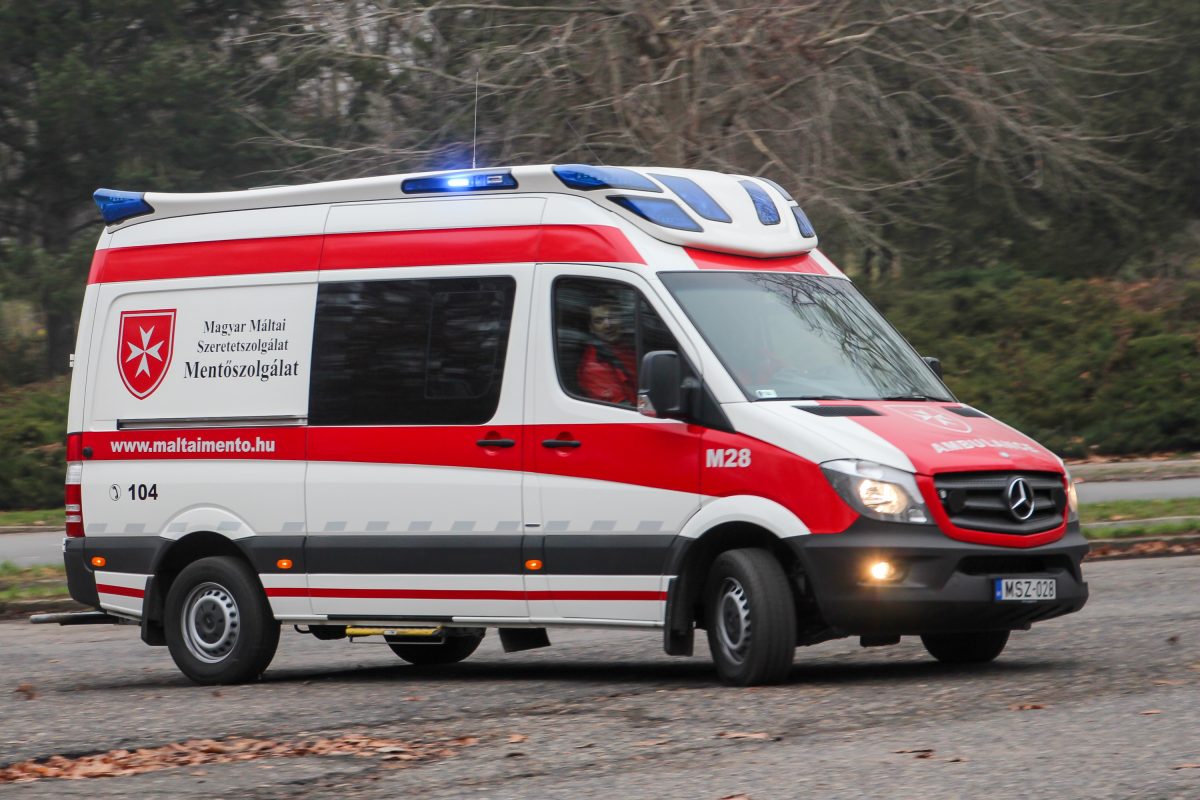 MERCEDES-BENZ SPRINTER