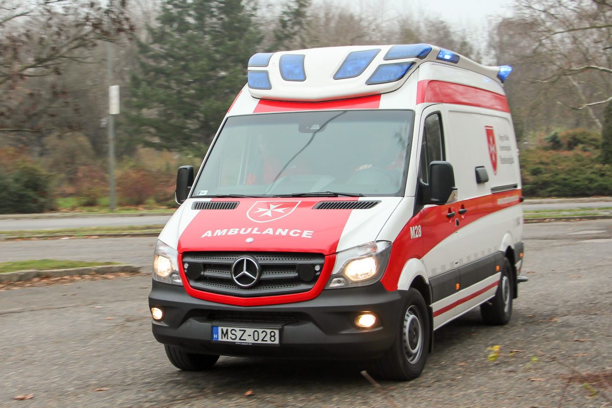 MERCEDES-BENZ SPRINTER