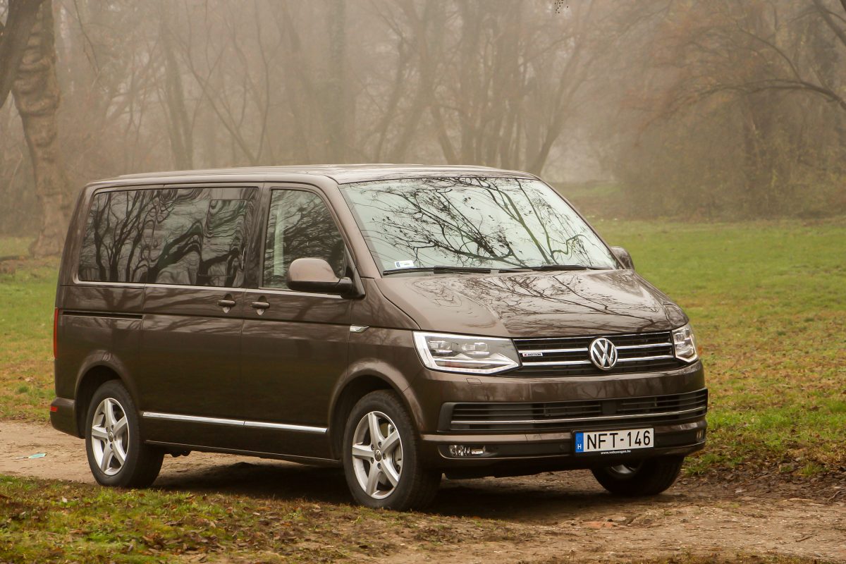 VOLKSWAGEN MULTIVAN