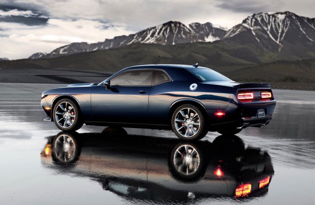 Amerikának nagyon kell a Dodge SRT Hellcatek 717 lóereje
