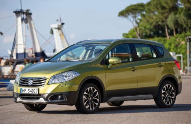 Duplakuplungos váltót kap a Suzuki SX4 S-Cross