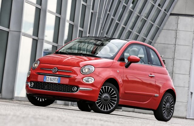 Kirakós: állítólag 1800 ponton új a Fiat 500