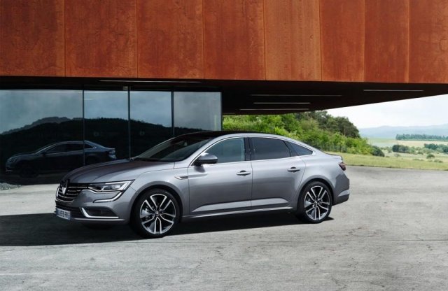 A Renault Talismanban lesz egy kicsi Stuttgart is