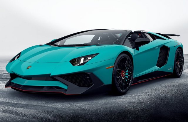 Jön a nyitott Lamborghini Aventador SV