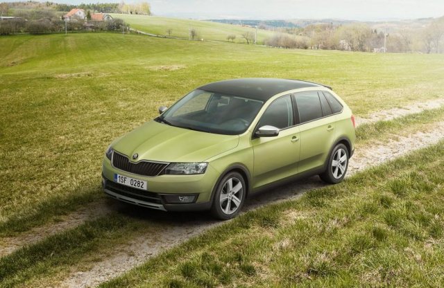 Terepre megy a Skoda Rapid