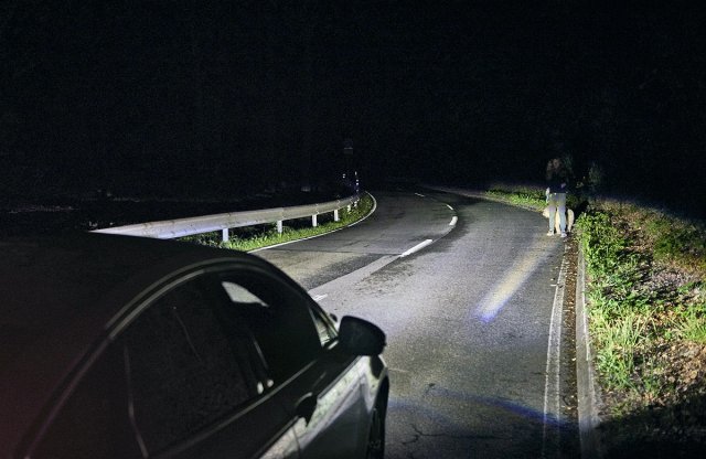 Tovább okosítja fényszóróit a Ford