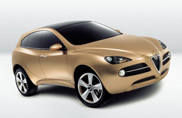 Halad az Alfa Romeo crossover fejlesztése