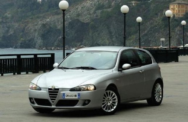 Milyen dízel kompaktot vehetünk 2 millió alatt?