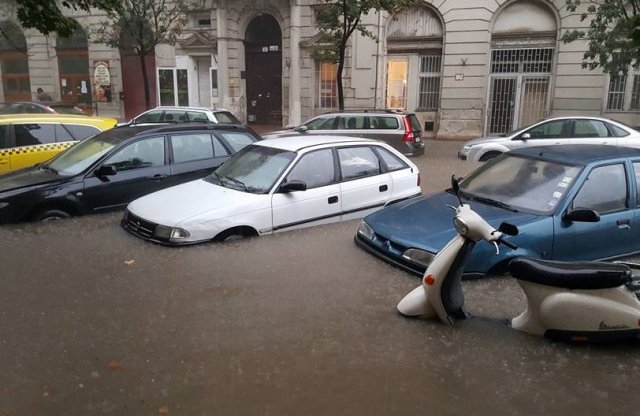 Viharszezon: ki fizeti az időjárás okozta autókárt?