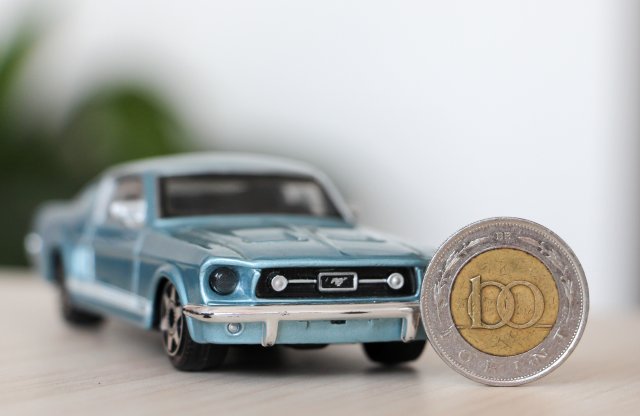 Jön, de nem kötelező az autóhitelek forintosítása