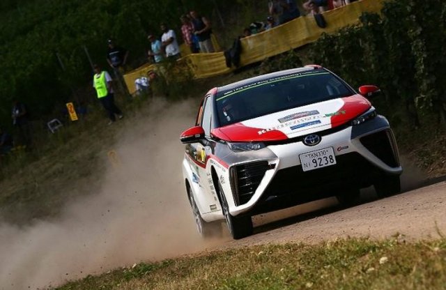 Hidrogénhajtással a rally pályán