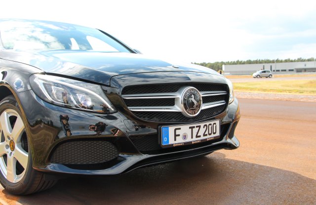 Egymilliárd és még 50 millió forintot kap a Conti hazánktól