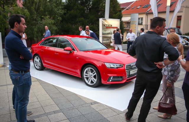 Az új referenciaszint - íme az Audi A4  B9