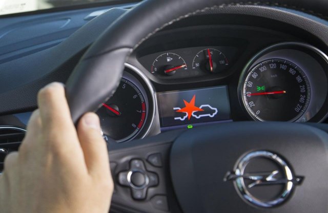 Ezekben segíti a vezetőt az új Opel Astra