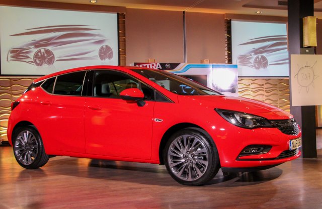 Premier előtti premier: itthon az Opel Astra K