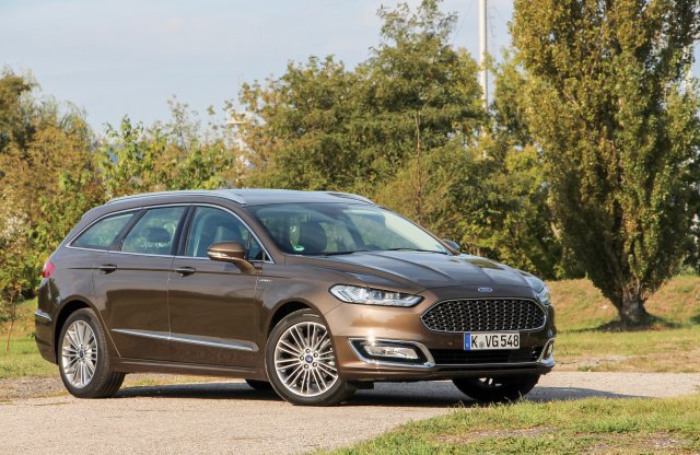 Nem Mondeo! Ford Vignale teszt