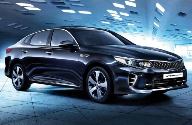 GT változatot kap a Kia Optima