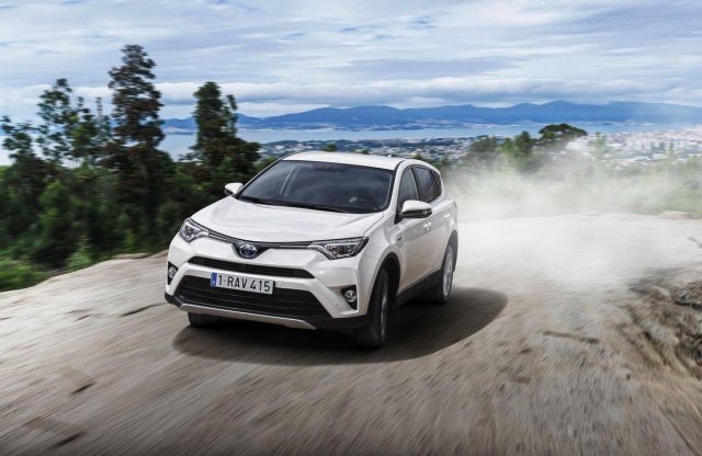 Hibrid SUV Európának: Toyota RAV4 Hybrid