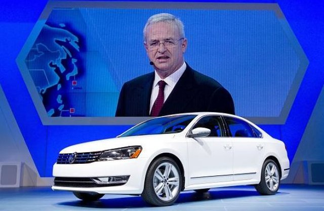 Nagy a baj a Volkswagennél, bukhat a cégvezér
