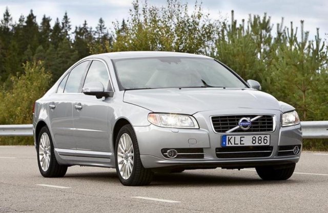 Íme a Costello, avagy a  Volvo S90 embrióként