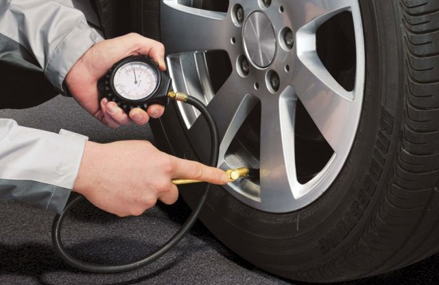 Döbbenet: a hazai autósok zöme hibás gumival jár