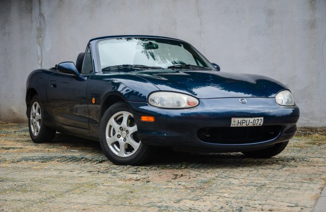 14 évesen is élményautó - Mazda MX-5 hasznátteszt