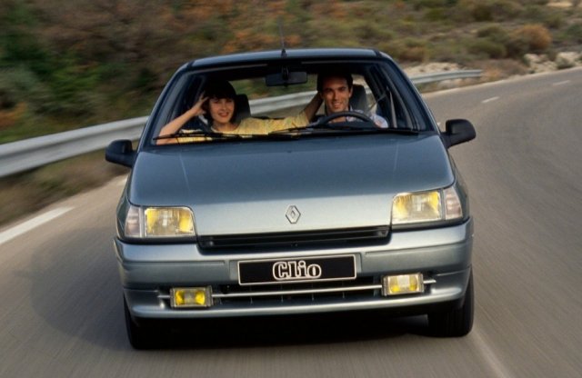 Ötösből indult – 25 éves a Renault Clio