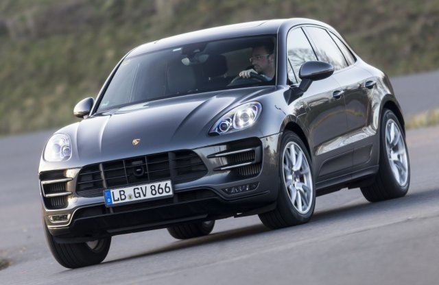 A Porsche még lejjebb "süllyed"