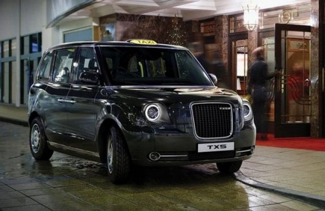 Itt van London új taxija, Kínából szeretettel