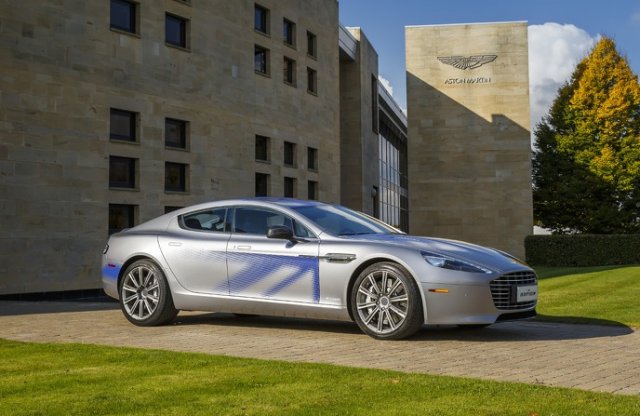 Az Aston Martin nem viccel: 1000 lóerős lesz a RapidE