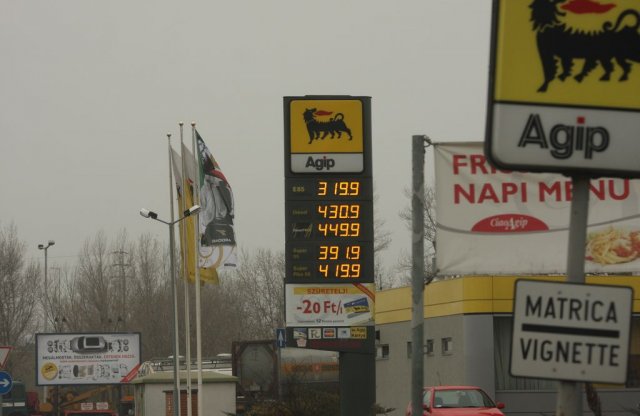 Ciao Agip, üdv MOL!