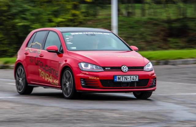 Édes és keserű - Volkswagen Golf GTI