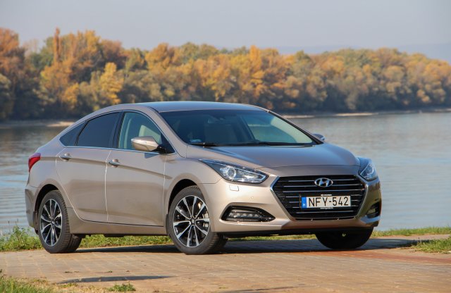 Jó! De ennyiért? Hyundai i40 1.7 CRDi DCT teszt