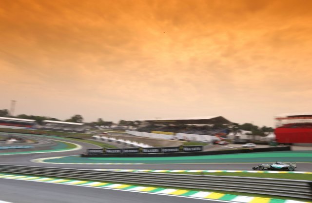 Forma-1, Brazil Nagydíj – Rosberg rajt-cél győzelmet aratott