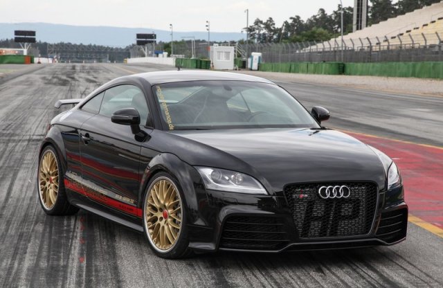 750 lóerős Audi TT RS-t készített a HPerformance