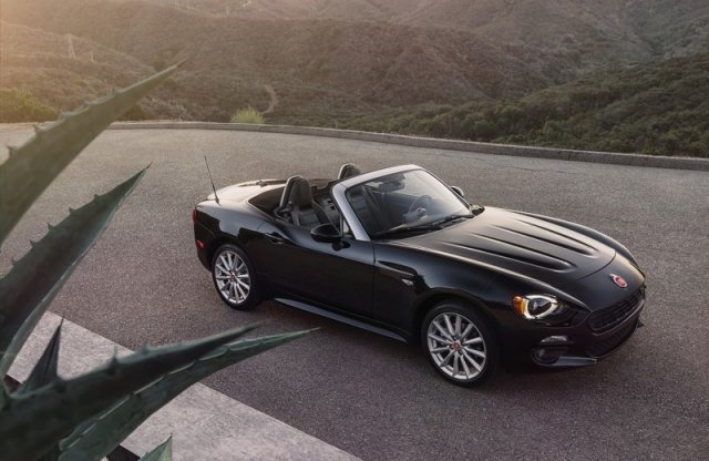 Az olaszok kikérik maguknak: a Fiat 124 Spider nem japán
