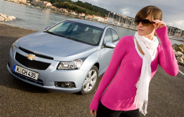 CHEVROLET CRUZE