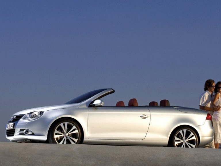 VOLKSWAGEN EOS