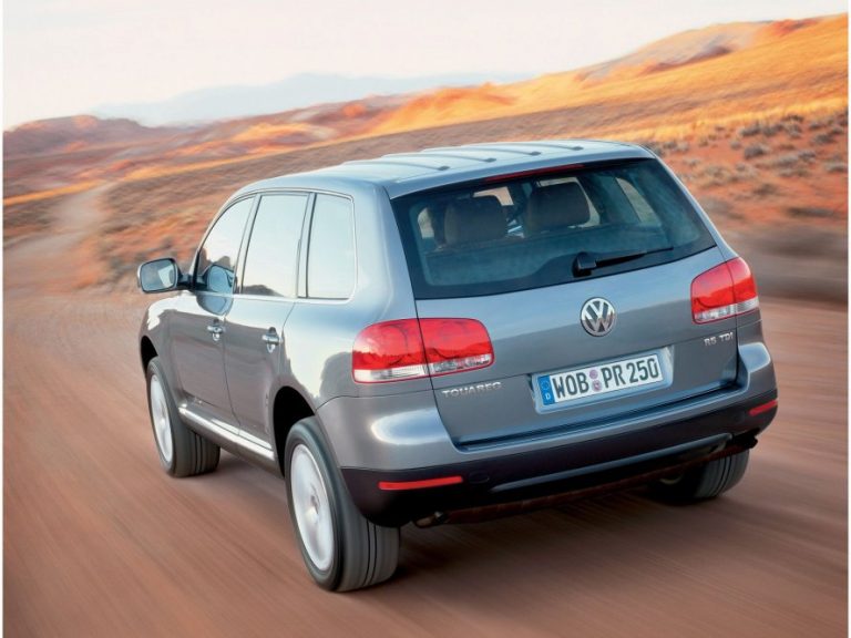 VOLKSWAGEN TOUAREG