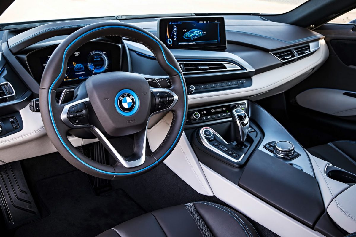BMW I8
