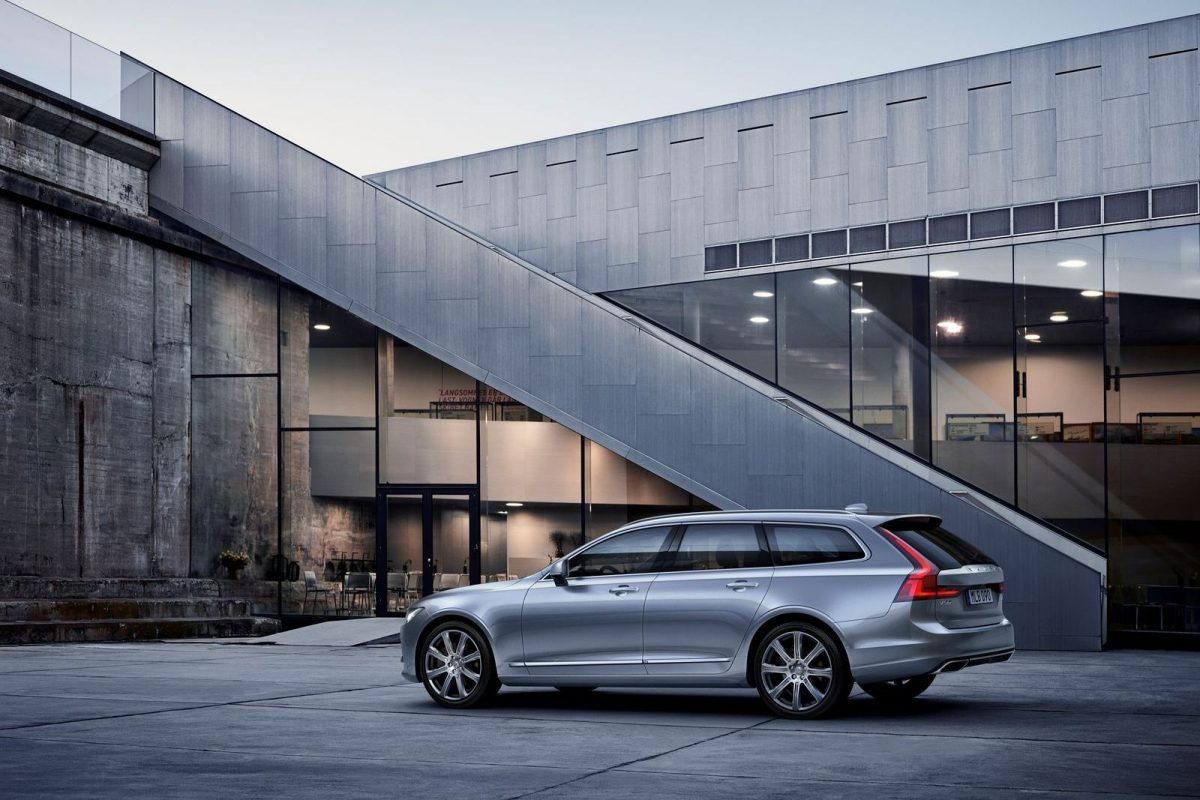 VOLVO V90